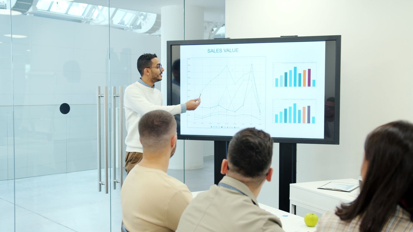 Sales leader presenting stack results to the team
